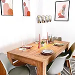 Moderne 3-zimmer-wohnung Im Zentrum- Tiefgarage Inklusive, Smart-tv, Shopping & Sightseeing Ums Eck * Aψβούργη