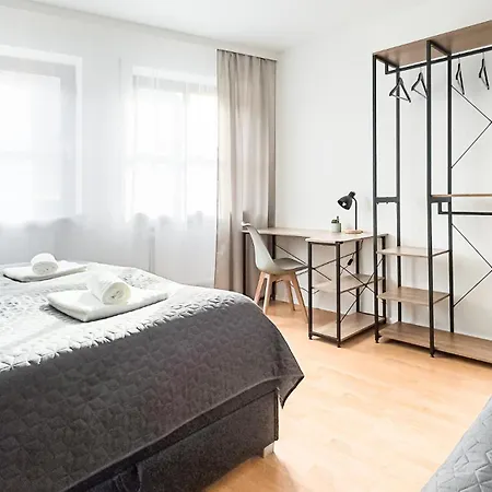 Neu - Zentrum, 3 Zi, Free Tiefgarage, Smart Tv, Wlan *