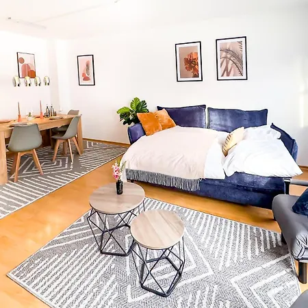 Apartment Moderne 3-zimmer-wohnung Im Zentrum- Tiefgarage Inklusive, Smart-tv, Shopping&sightseeing Ums Eck Augsburg