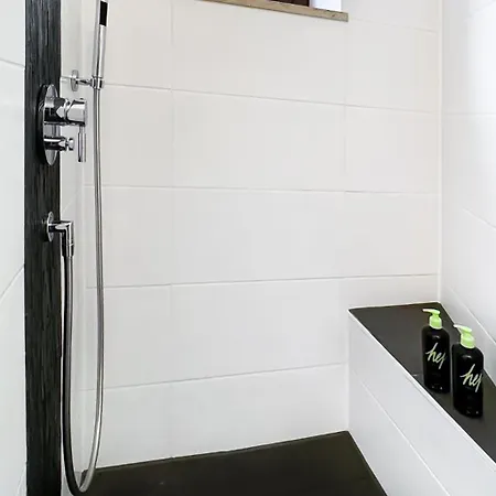 Apartment Neu - Zentrum, 3 Zi, Free Tiefgarage, Smart Tv, Wlan *